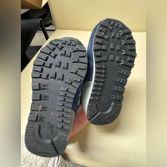 New balance 574 toddler shoes - Picture 5 of 7